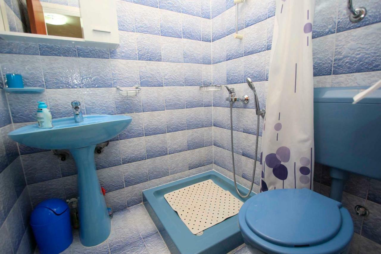 Apartmani Ivona & Ivo マカルスカ エクステリア 写真