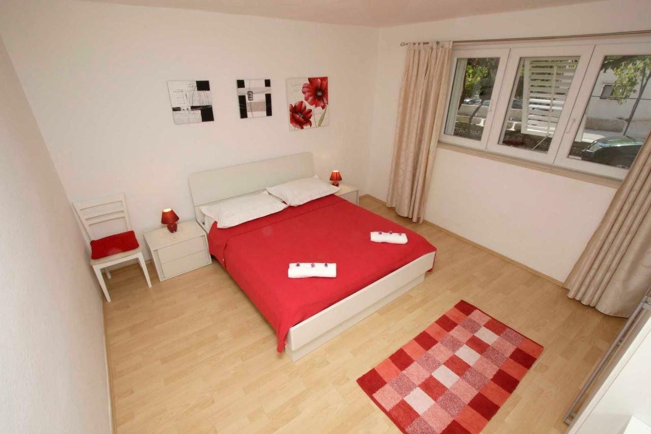Apartmani Ivona & Ivo マカルスカ エクステリア 写真