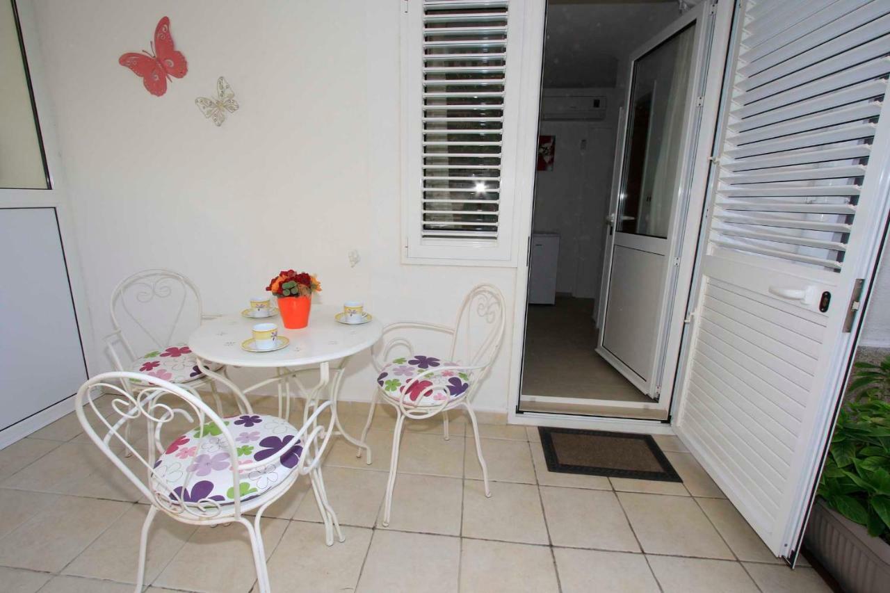 Apartmani Ivona & Ivo マカルスカ エクステリア 写真